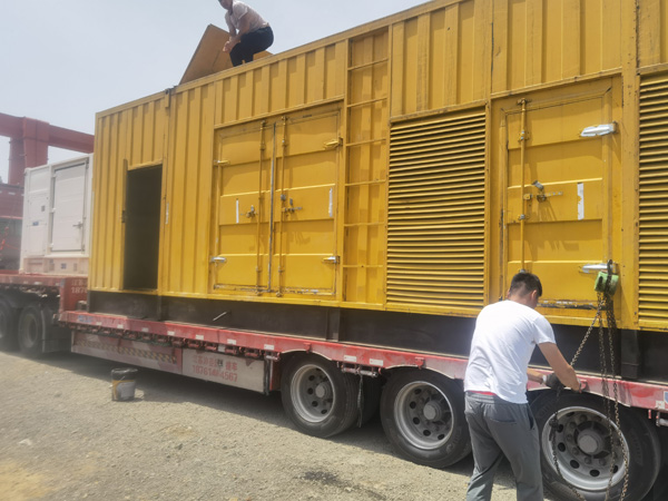 大足除了负载情况和发动机维护，还有哪些因素会影响 200kw 柴油发电机的油耗？