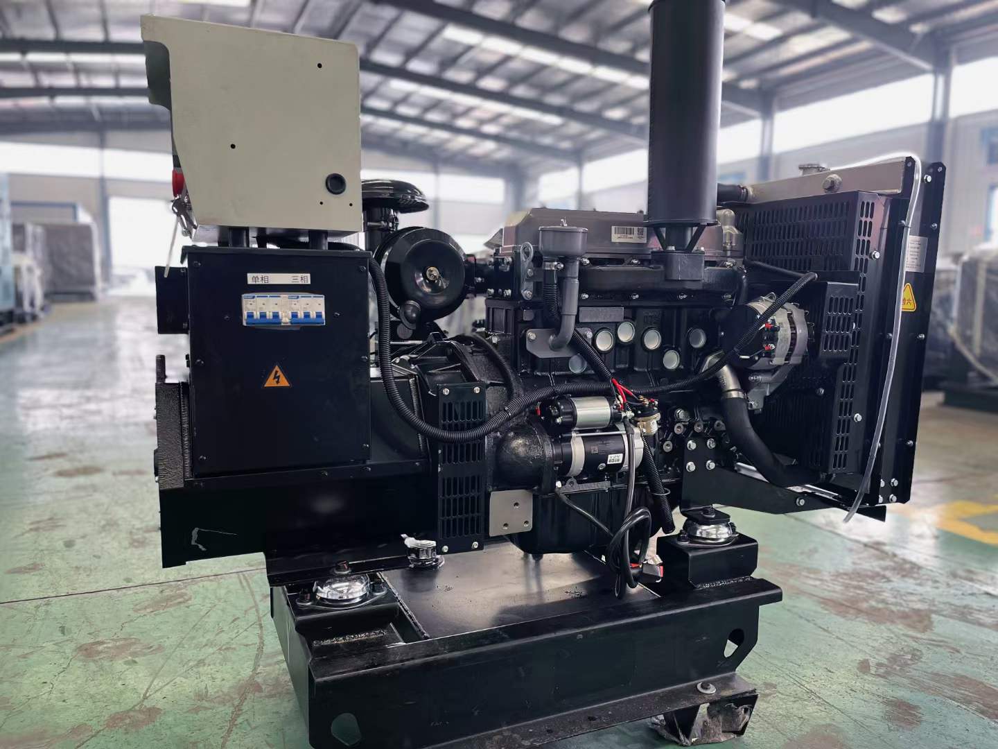 大足如何降低电感性负载对发电机的影响？