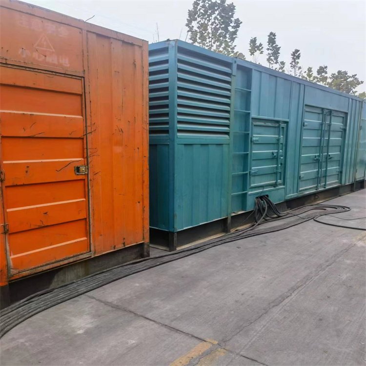 大足如何选择适合 600kW 柴油发电机组的热继电器？