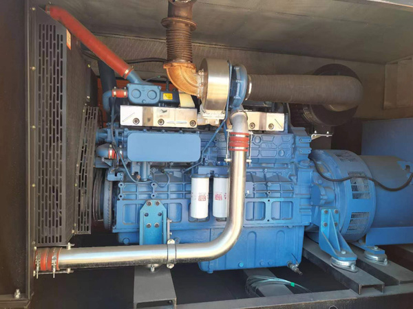 大足柴油发电机组一般有几种电压输出？