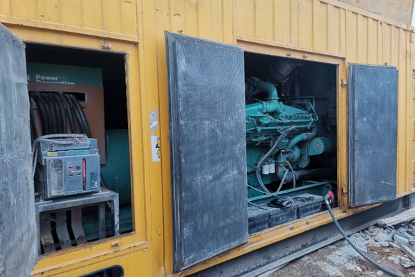 大足发电机组夏季保养的注意事项有哪些？