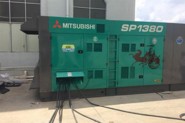 大足为什么有些柴油发电机组的输出电压可以调节？