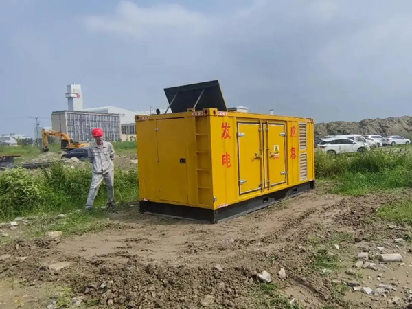 大足200KW柴油发电机机组每小时的油耗量受哪些因素影响？