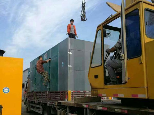 大足更换水冷式机油散热器密封件的操作流程是怎样的？